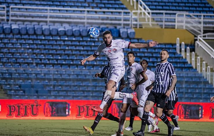 Enraivado no segundo tempo: Vit&oacute;ria fez 87,5% dos gols fora de casa na etapa final dos jogos