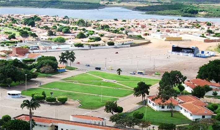 MP aciona Prefeitura de Casa Nova para que isole o lix&atilde;o de Santana do Sobrado e recupere a &aacute;rea degradada