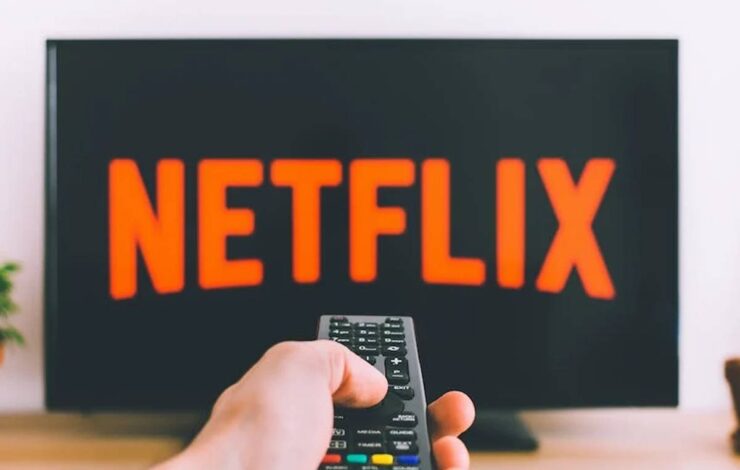 Netflix anuncia cobrança extra pelo compartilhamento de contas no Brasil; entenda