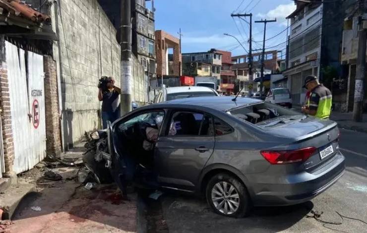 Sem CNH, suspeito de atropelar duas pessoas &eacute; preso em flagrante no bairro de Fazenda Grande do Retiro