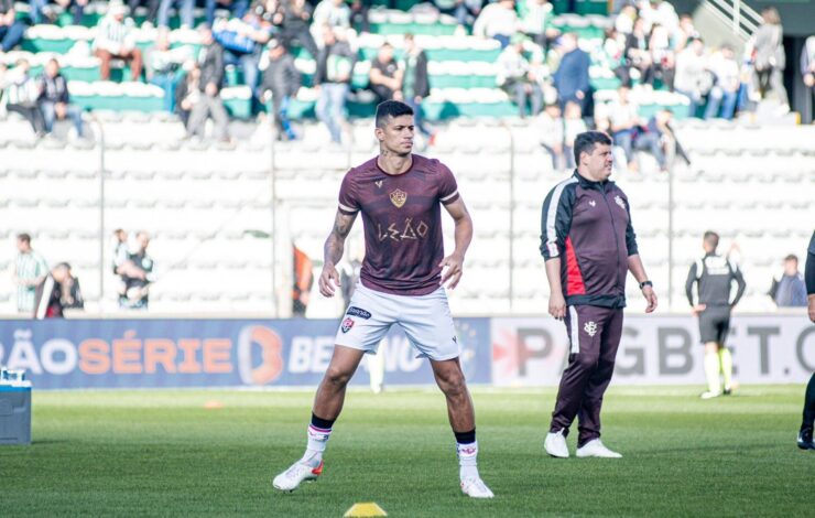 Vit&oacute;ria &eacute; derrotado pelo Juventude e deixa o G4 da s&eacute;rie B