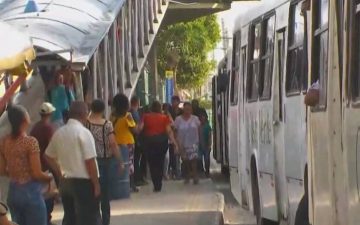 Logo após início de greve, acordo suspende movimento que deixaria RMS sem ônibus